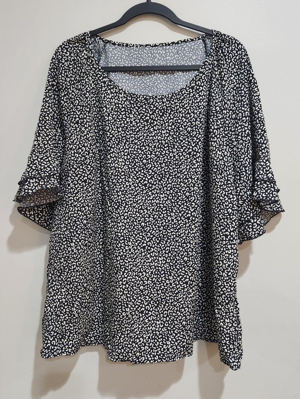 SHEIN Curve Womens Black & White Animal Printed Ruffle Sleeve Tunic Top 4XL